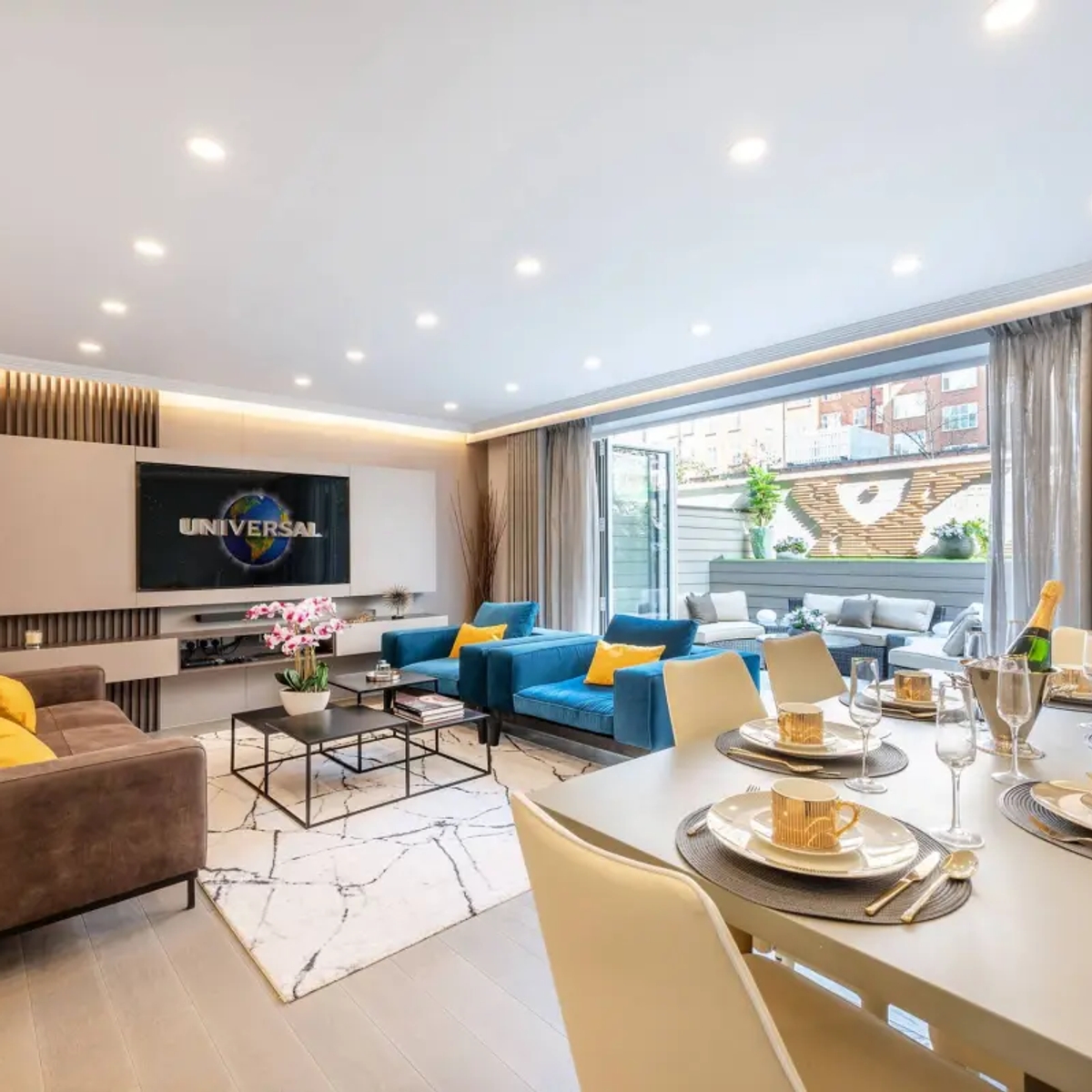 Апартамент в София с 5 спални - 3 бани | Renting apartment | Sofia | Ad gallery (SEO) | 1