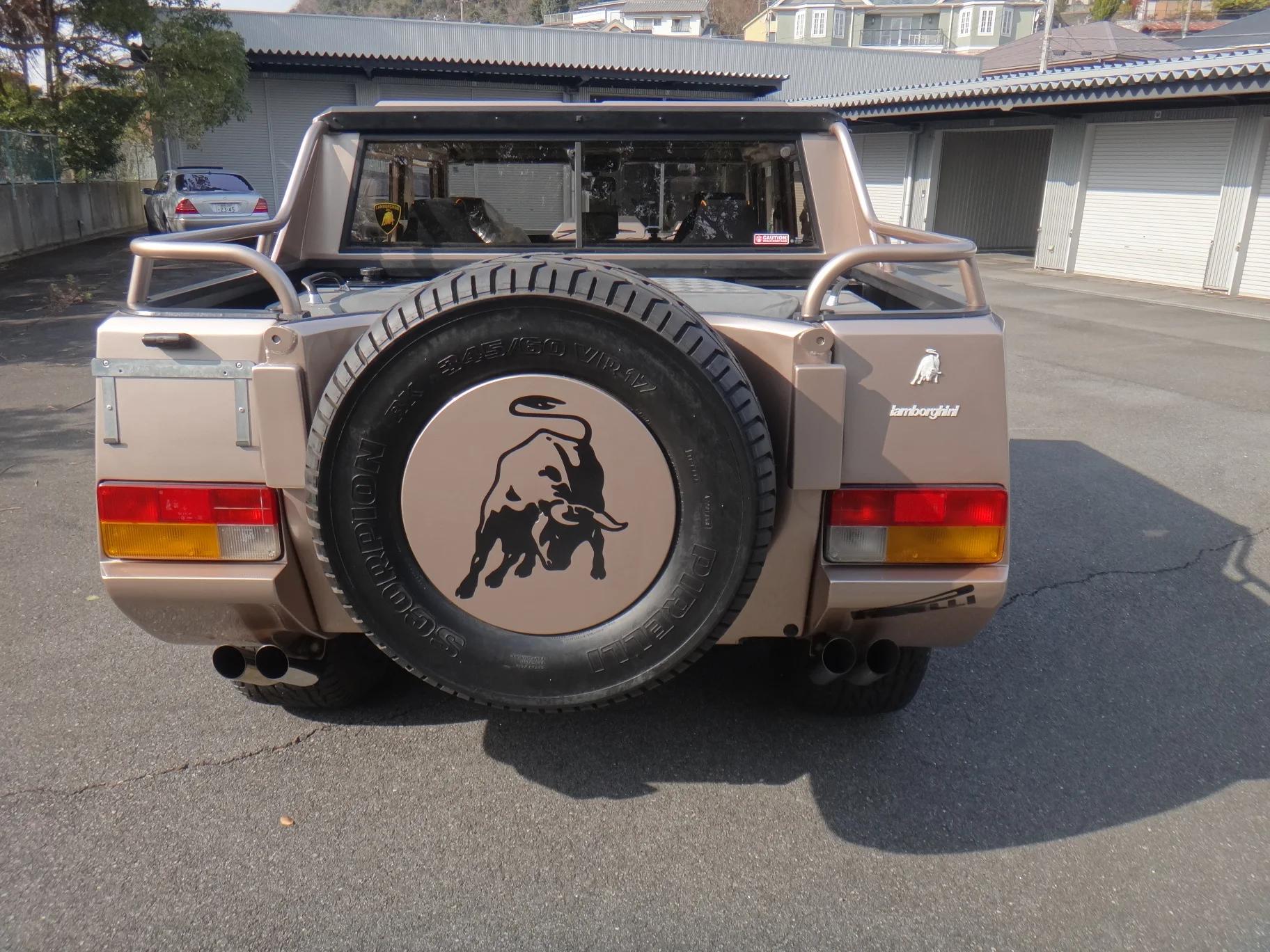 Selling Lamborghini LM 002 1988 | Lamborghini | Monaco-Ville | 4