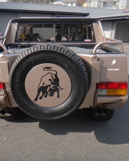 Selling Lamborghini LM 002 1988 | Lamborghini | Monaco-Ville | 4