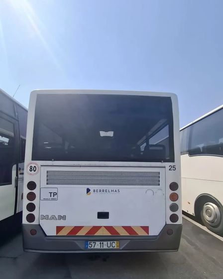 Selling MAN Bus with negotiable price | Buses | Porto | 4