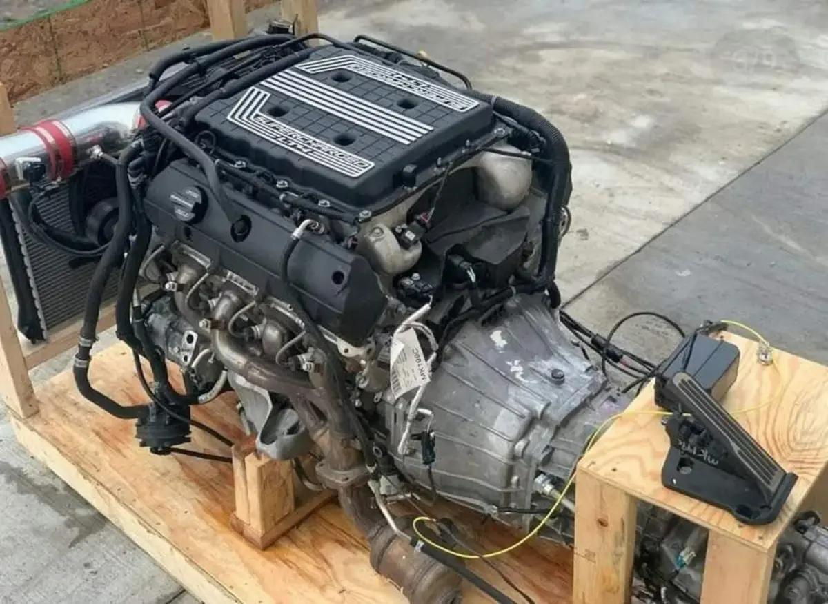 6.2L LT4 Supercharged V8 engine paired with 6-speed manual transmission complete Plug and Play | Auto parts | Vienna | 2
