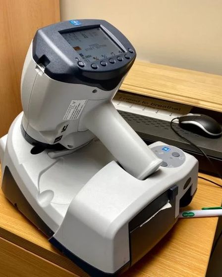 Nidek HandyRef-K Handheld Ref/Keratometer | Medical equipment | Copenhagen | 2