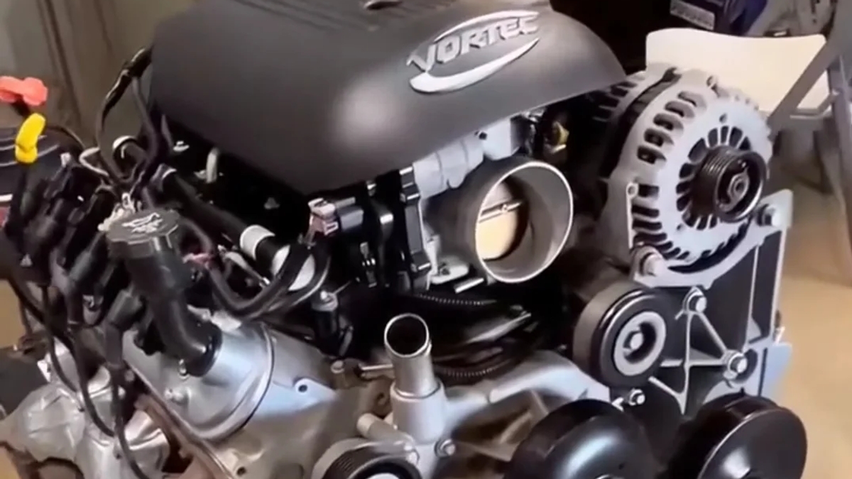 GM 5.3L Vortec V8 engine paired with 4L60 automatic transmission BUY Now/ OrderHere/ For Sale | Chevrolet | Seville | Ad gallery (SEO) | 3