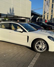 2018 Porsche Panamera