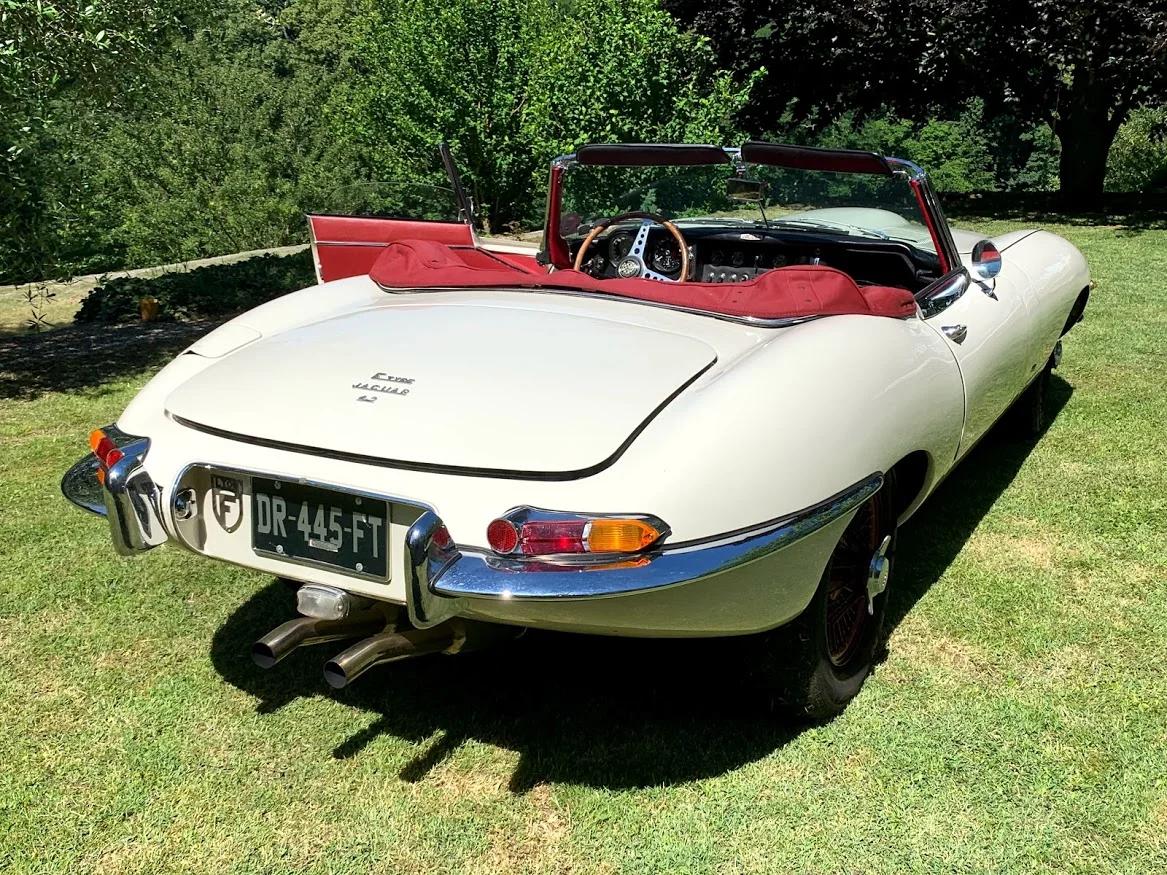 Selling  Jaguar E type 4,2 | Jaguar | Lyon | 6