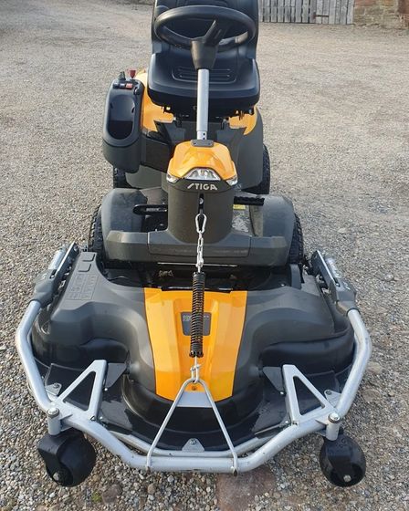 Stiga 700WX 4WD uit 2025, slechts 25 uur gebruikt | Garden equipment | Rotterdam | 2