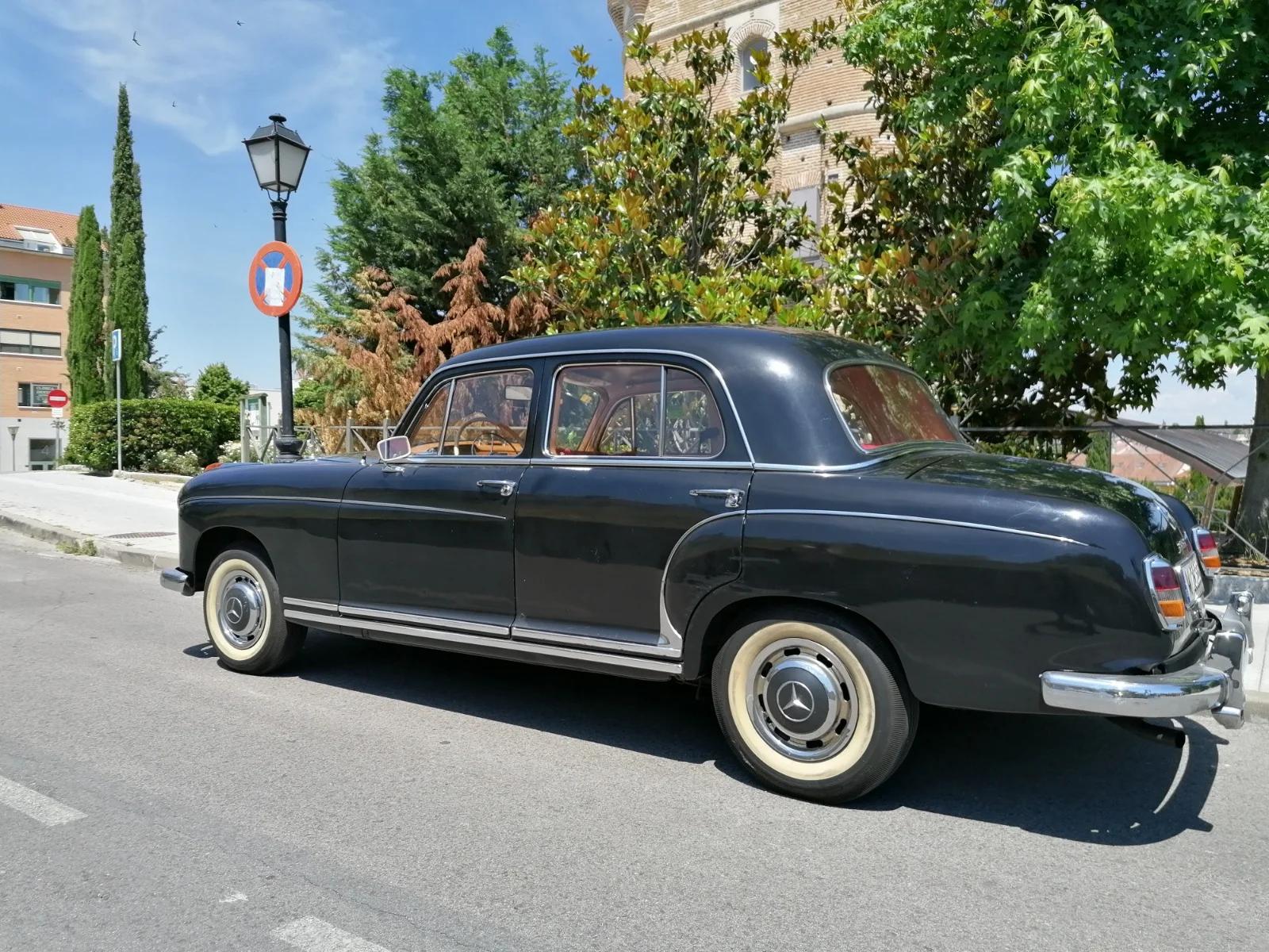 Mercedes 220S Ponton | Mercedes-Benz | Madrid | 2