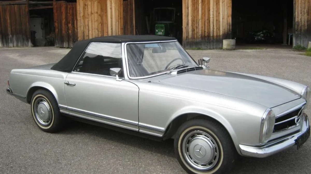 Mercedes-Benz SL 280 Pagode | Mercedes-Benz | Munich | Ad gallery (SEO) | 3
