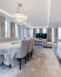 Апартамент в центъра на София - 4 спални | 2 бани