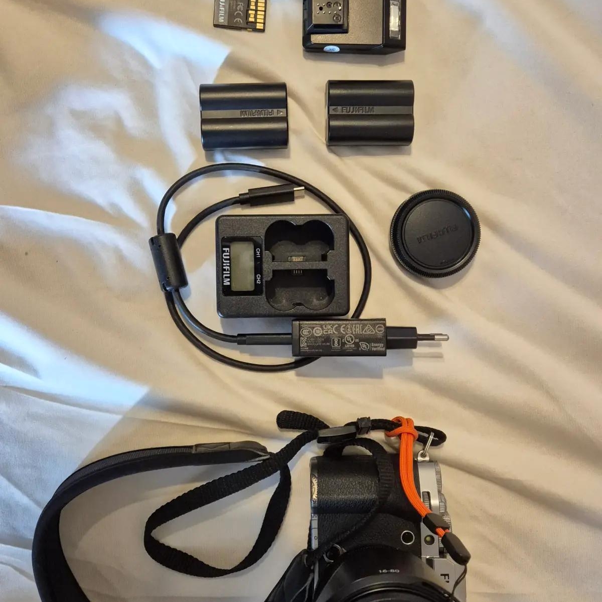 Fujifilm X-T5 & lens XF 16-80mm & flash EF-X8 | Cameras | Milan | Ad gallery (SEO) | 1