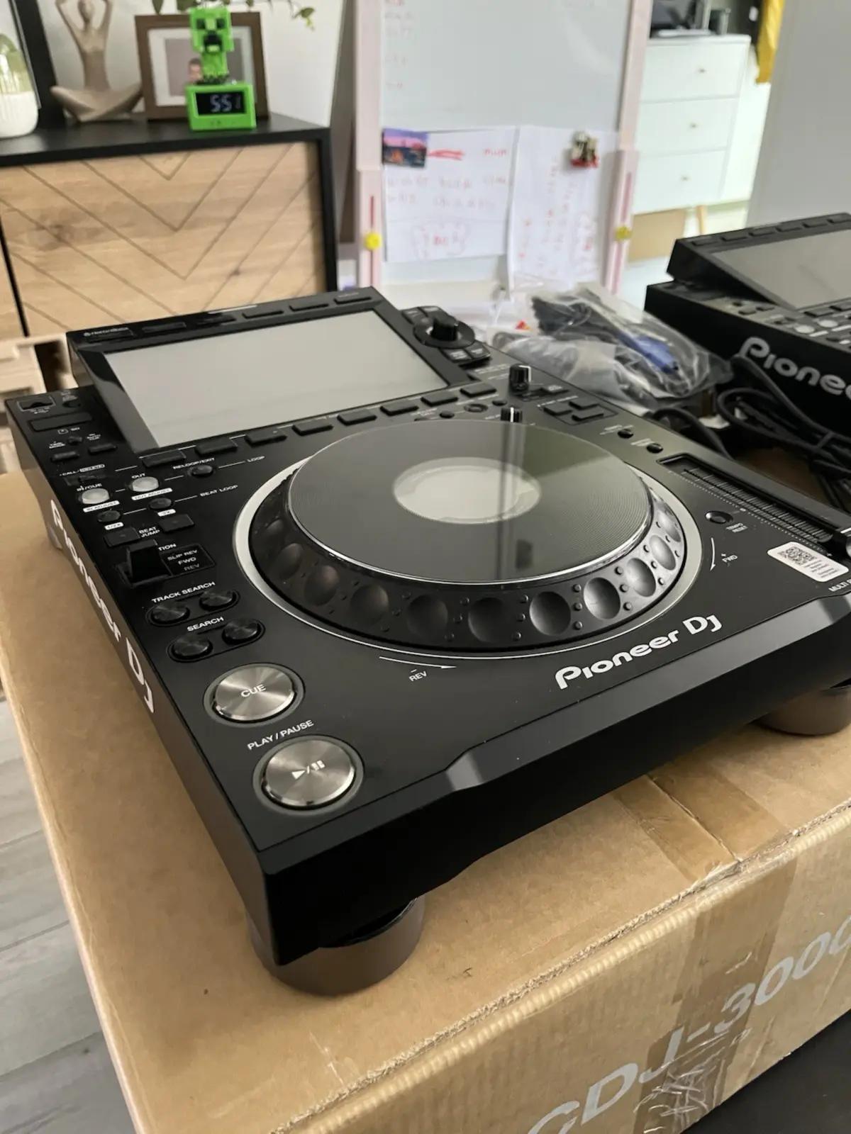 Pioneer DJ CDJ-3000 (paar) in doos | Equipment for studio and concerts | Amsterdam | 3