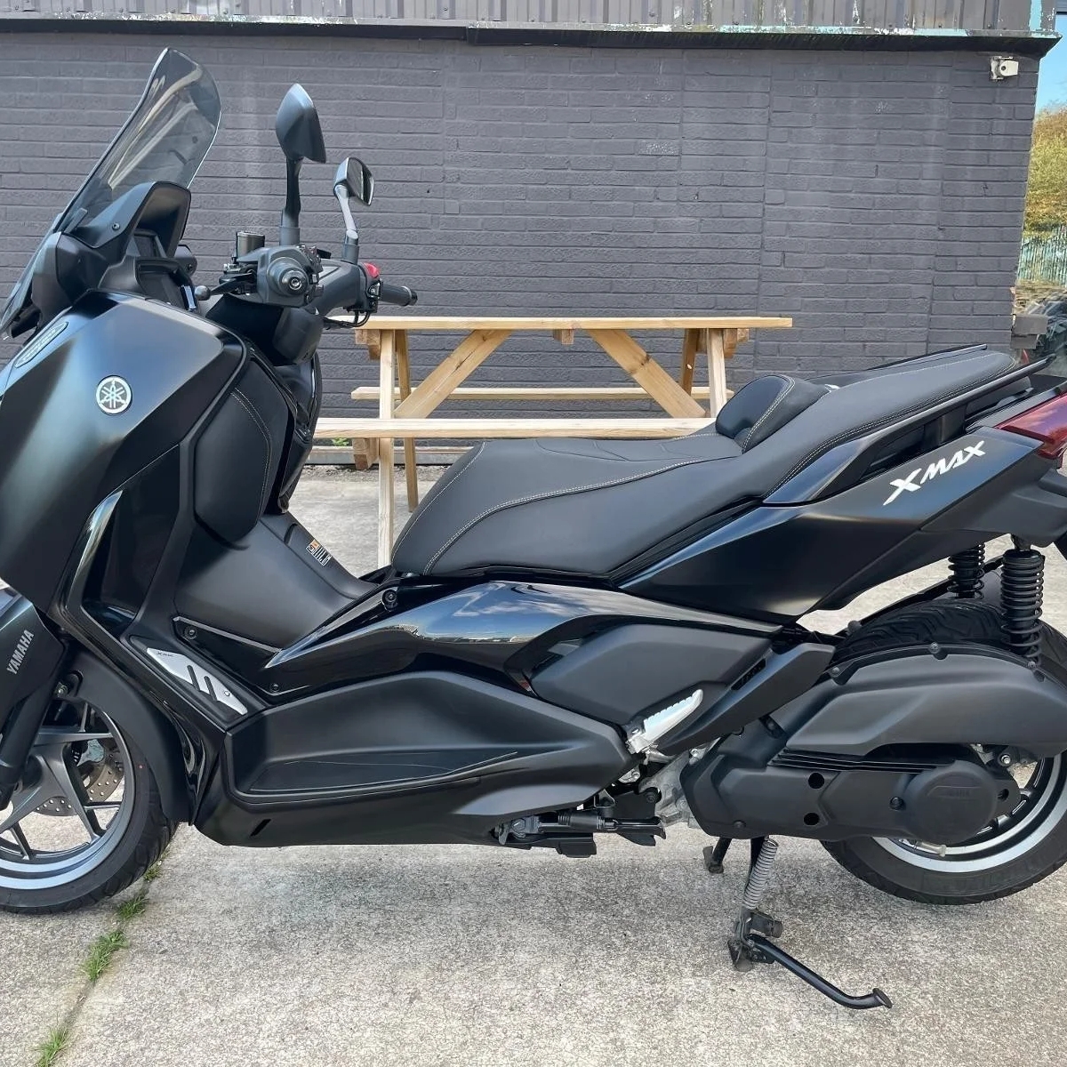 Yamaha X-Max 125 Tech Max uit 2024 in zwart | Motor vehicles | Amsterdam | Ad gallery (SEO) | 1