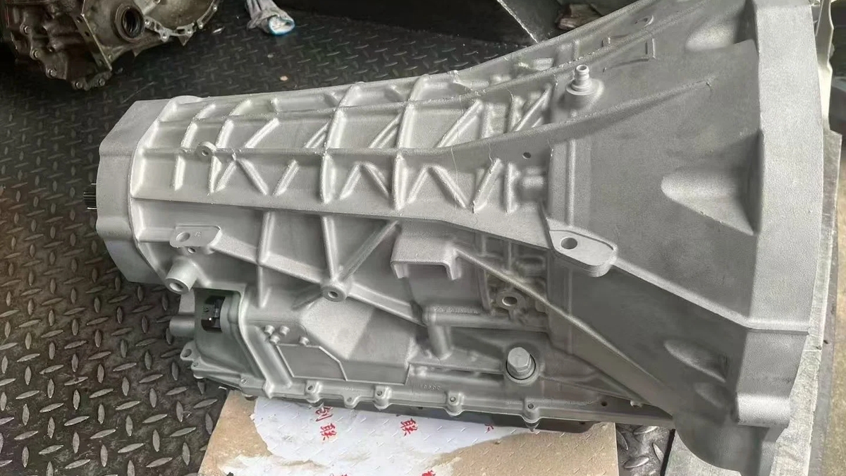 Boîte de vitesses automatique Ford 10R80 à 10 rapports - Installation facile | Ford | Nice | Ad gallery (SEO) | 3