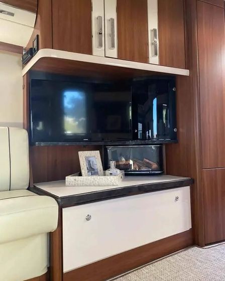 Camping-car familial – Parfait pour vacances & aventures | Camping Gear | Cologne | 2