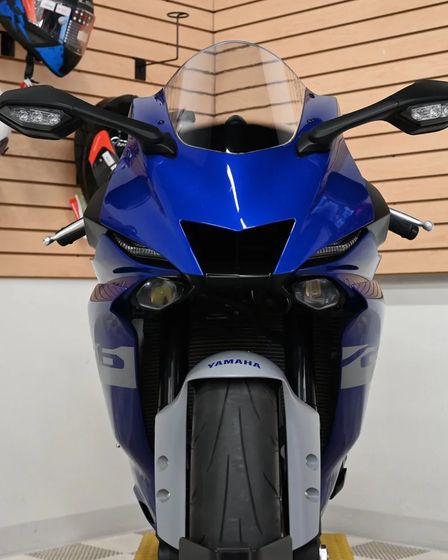 2020 YAMAHA R6 ...... Contact me on WhatsApp: +447833483811 | Motor vehicles | Manchester | 3