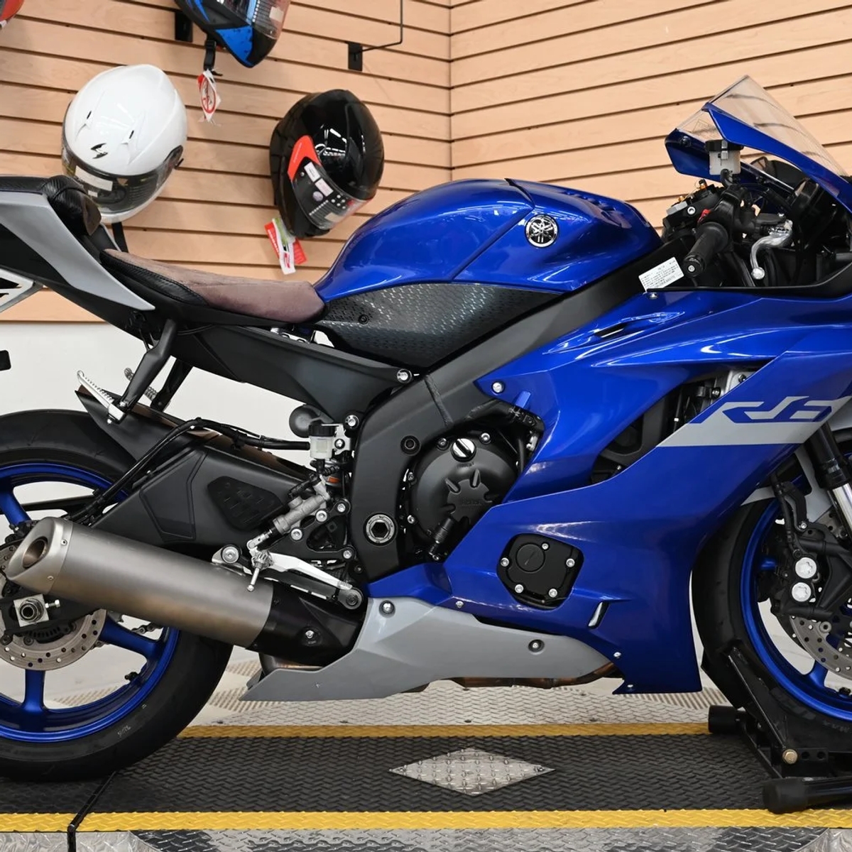2020 YAMAHA R6 ...... Contact me on WhatsApp: +447833483811 | Motor vehicles | Manchester | Ad gallery (SEO) | 1