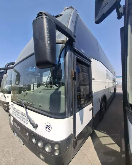 Selling MAN Bus with negotiable price | Buses | Porto | 4