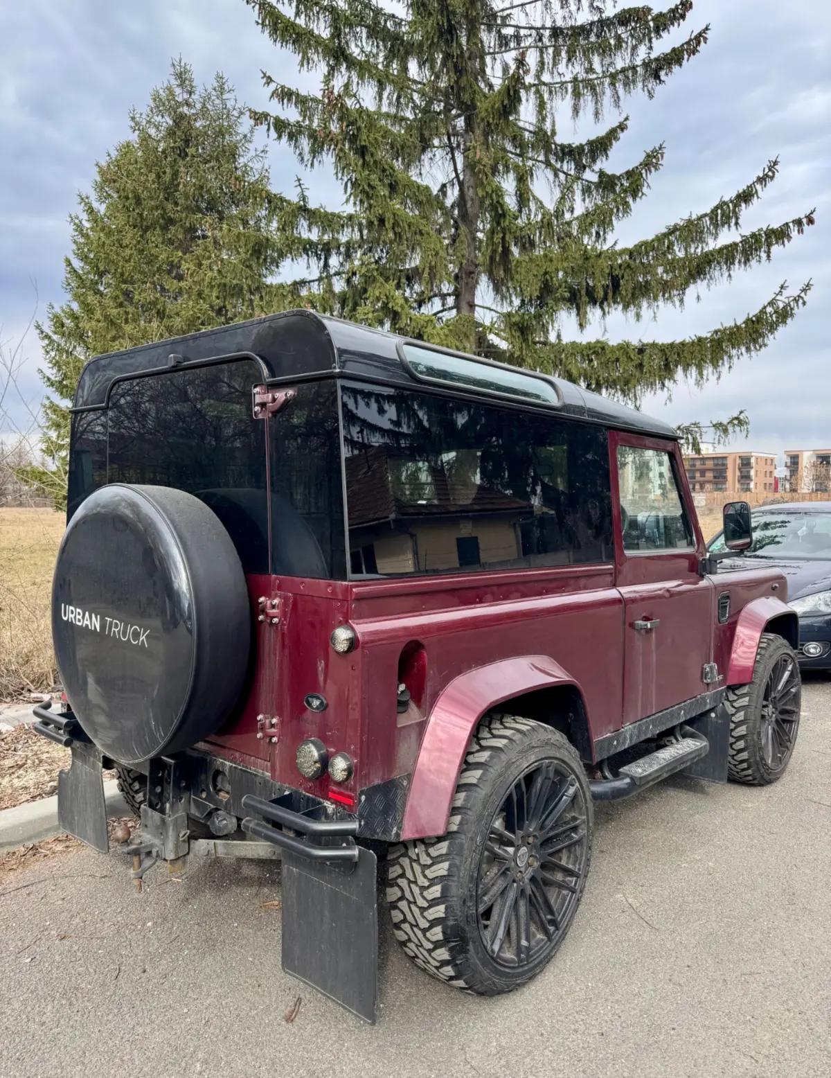 Land Rover Defender 90 – Urban Automotive Spec – UK RHD – Fully Upgraded | Motor vehicles | Brasov | 4