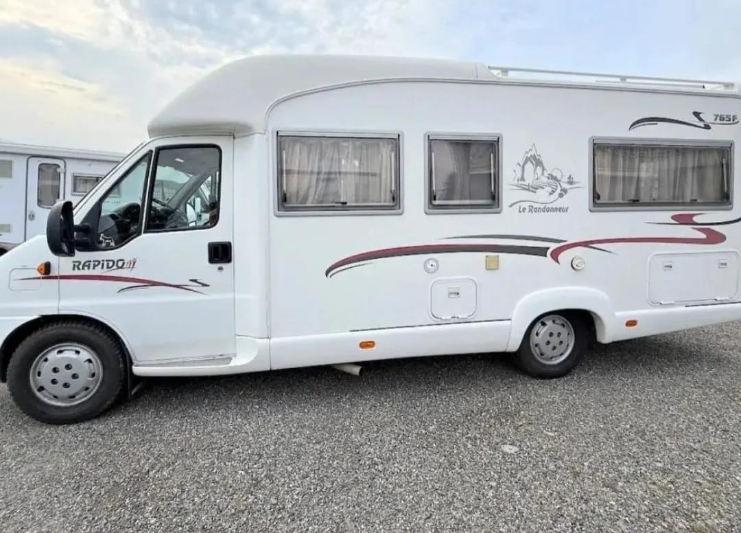 Je veux fait un don de ma voiture camping-car