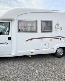 Je veux fait un don de ma voiture camping-car