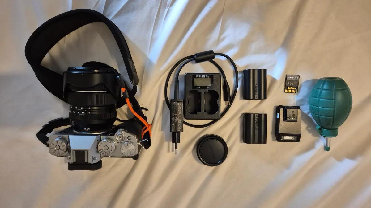 Fujifilm X-T5 & lens XF 16-80mm & flash EF-X8 | Cameras | Milan | 2