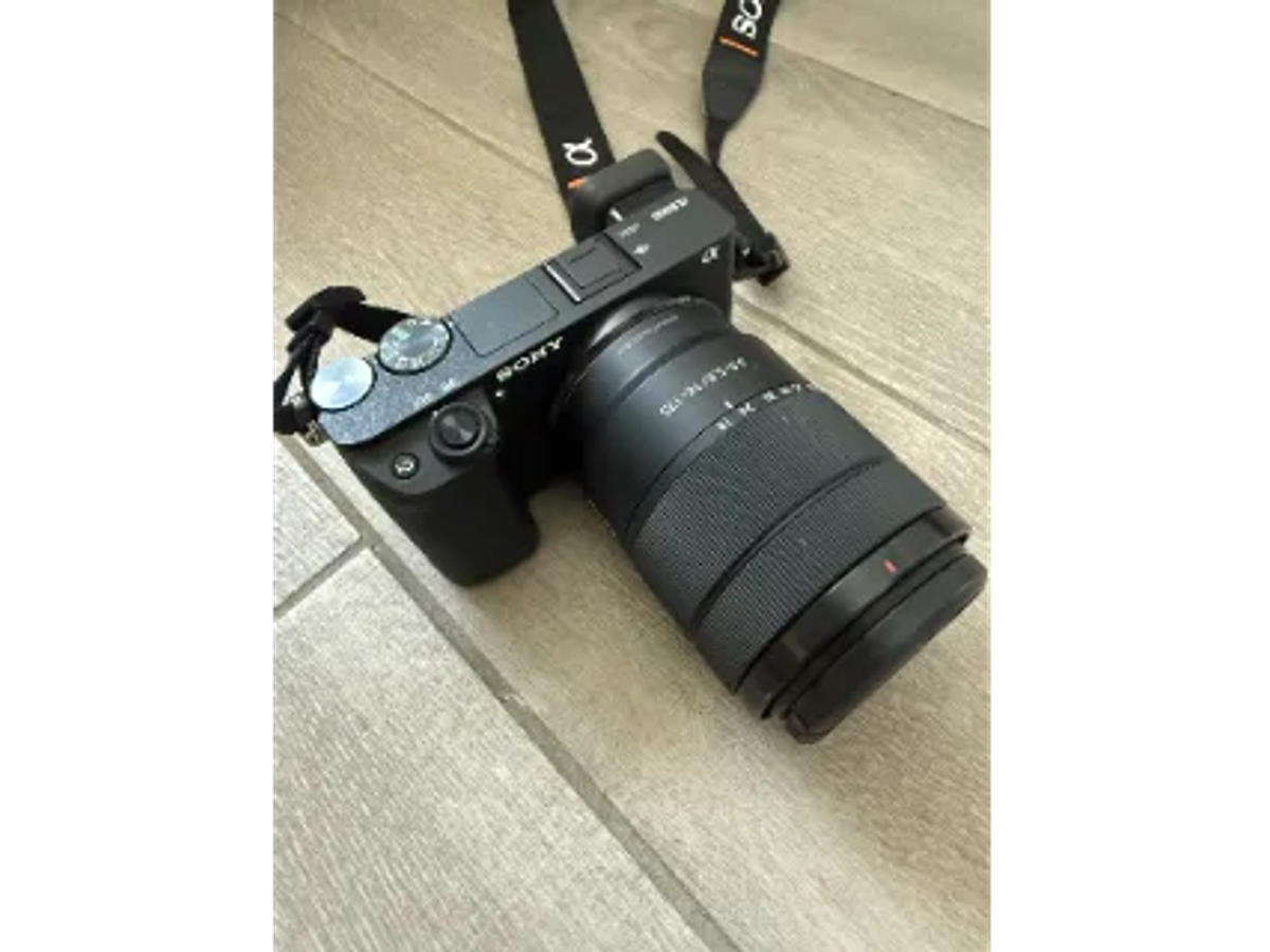 Sony Alpha a6300 mirrorless camera with E 18-135mm zoom lens + accessories | Cameras | Cologne | Ad gallery (SEO) | 2