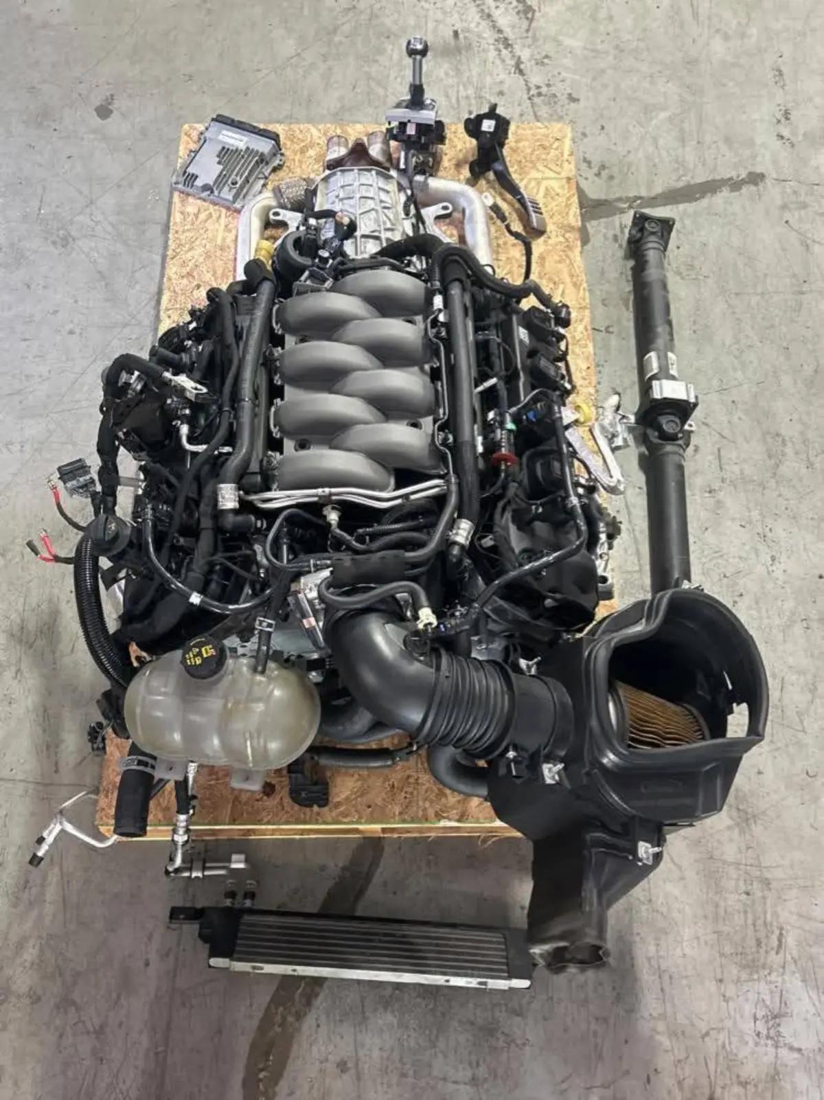 Ford Coyote Gen-2 5.0 L V8 engine paired with the MT82 6-speed manual transmission | Auto parts | Madrid | 2