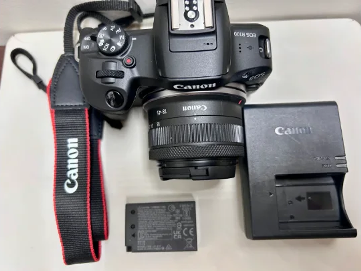 Canon EOS R100 DSLR Camera with 18-45mm Lens | Cameras | Hamburg | Ad gallery (SEO) | 2