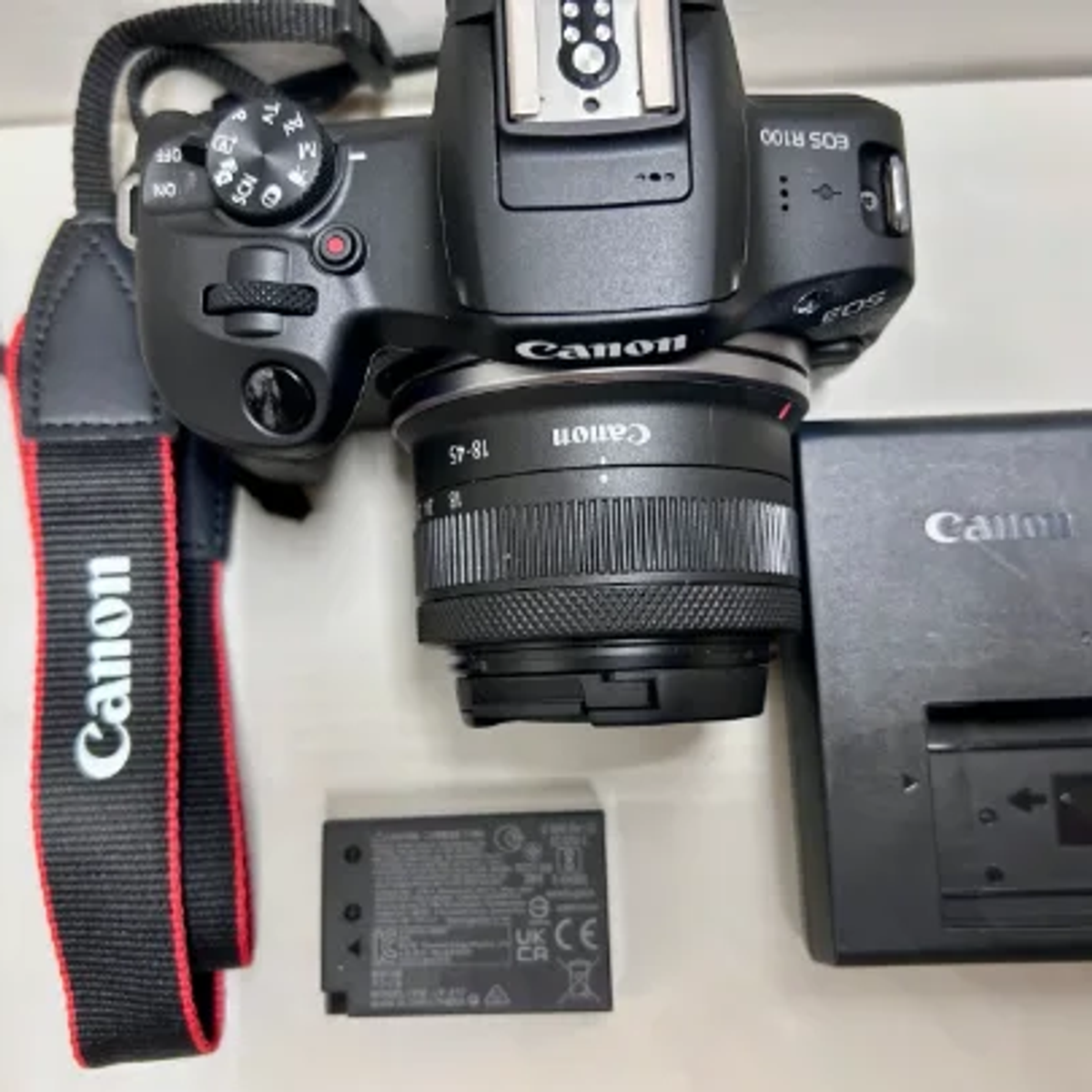 Canon EOS R100 DSLR Camera with 18-45mm Lens | Cameras | Hamburg | Ad gallery (SEO) | 1