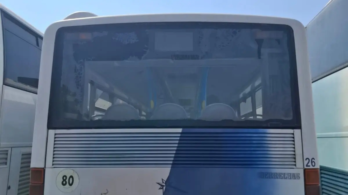 Selling Mercedes Bus with negotiable price | Buses | Porto | Ad gallery (SEO) | 3