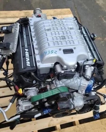 Dodge 6.2L Supercharged HEMI V8, paired with ZF 8HP90 8-speed automatic transmission Ready To Run | Dodge | Bristol | 3