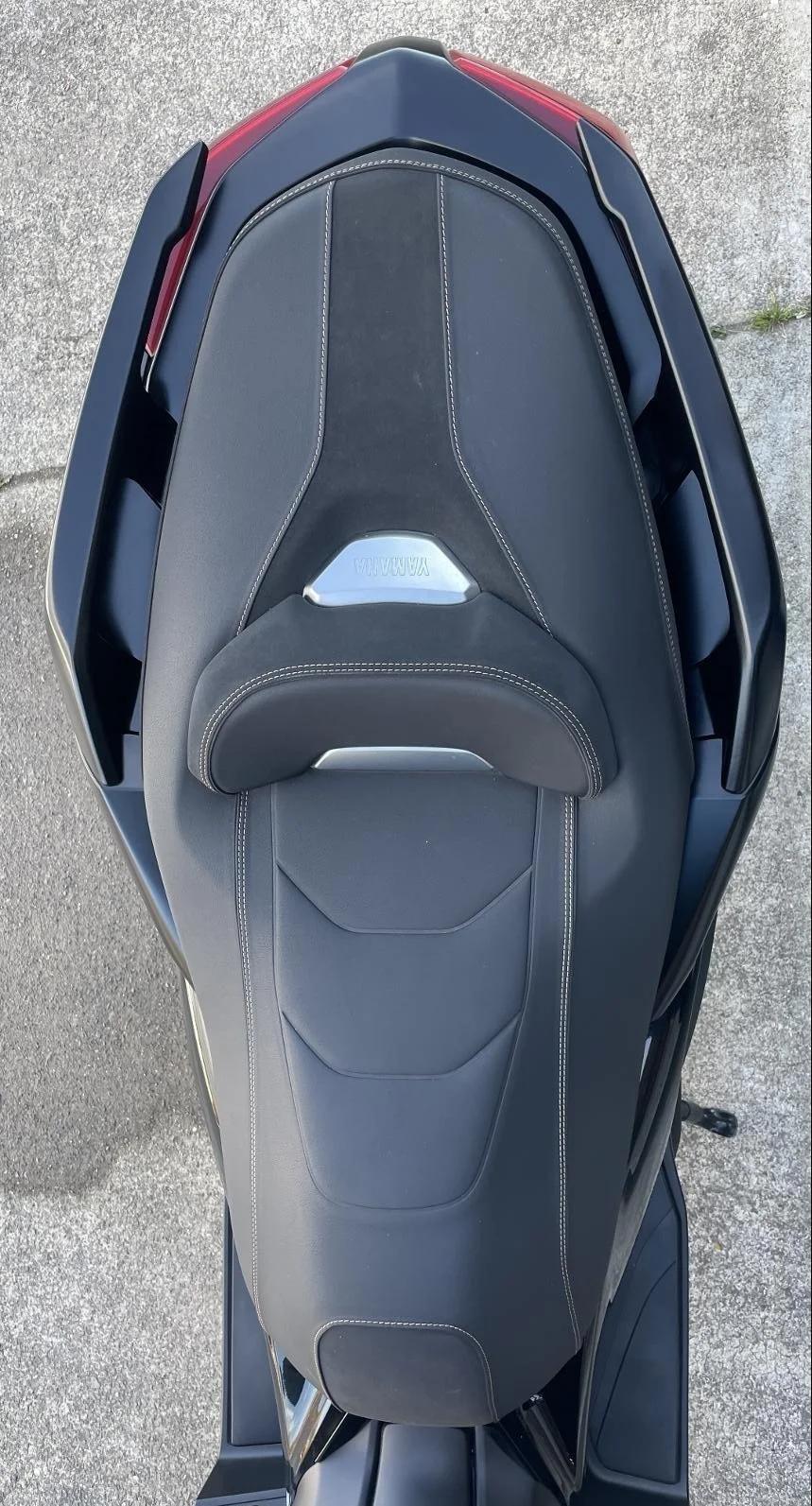 Yamaha X-Max 125 Tech Max uit 2024 in zwart | Motor vehicles | Amsterdam | 2