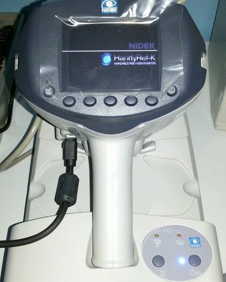 Nidek HandyRef-K Handheld Ref/Keratometer | Medical equipment | Copenhagen | 4