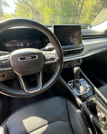 JEEP COMPASS 2.4 LIMITED * CARPLAY * Leather * Android Auto