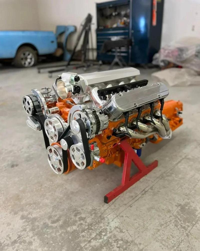 High Performance V8 Engine with Automatic Transmission | Machine-building equipment | Dudelange | 3