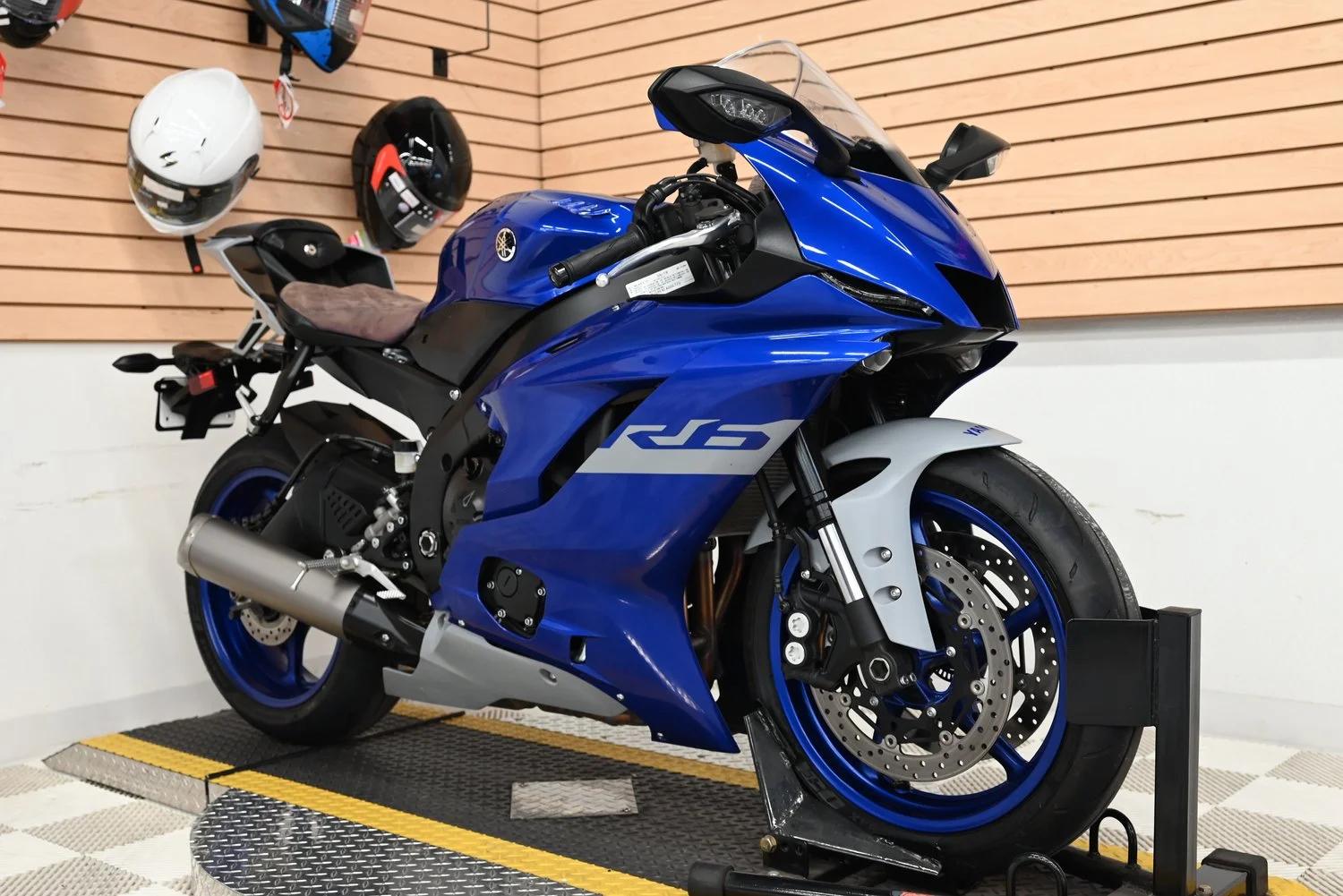 2020 YAMAHA R6 ...... Contact me on WhatsApp: +447833483811 | Motor vehicles | Manchester | 2
