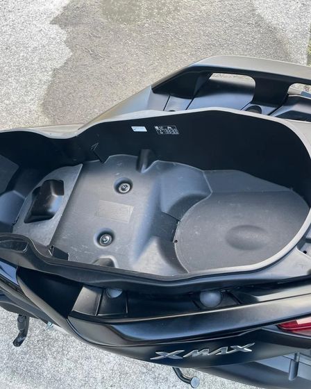 Yamaha X-Max 125 Tech Max uit 2024 in zwart | Motor vehicles | Amsterdam | 5