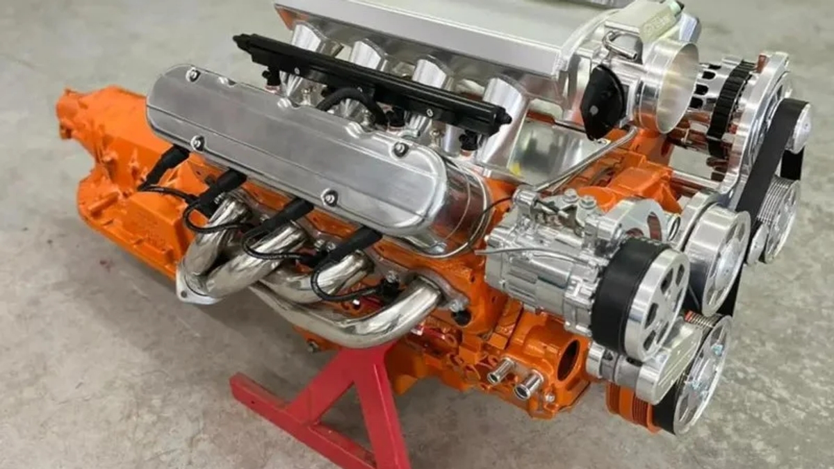 High Performance V8 Engine with Automatic Transmission | Machine-building equipment | Dudelange | Ad gallery (SEO) | 3