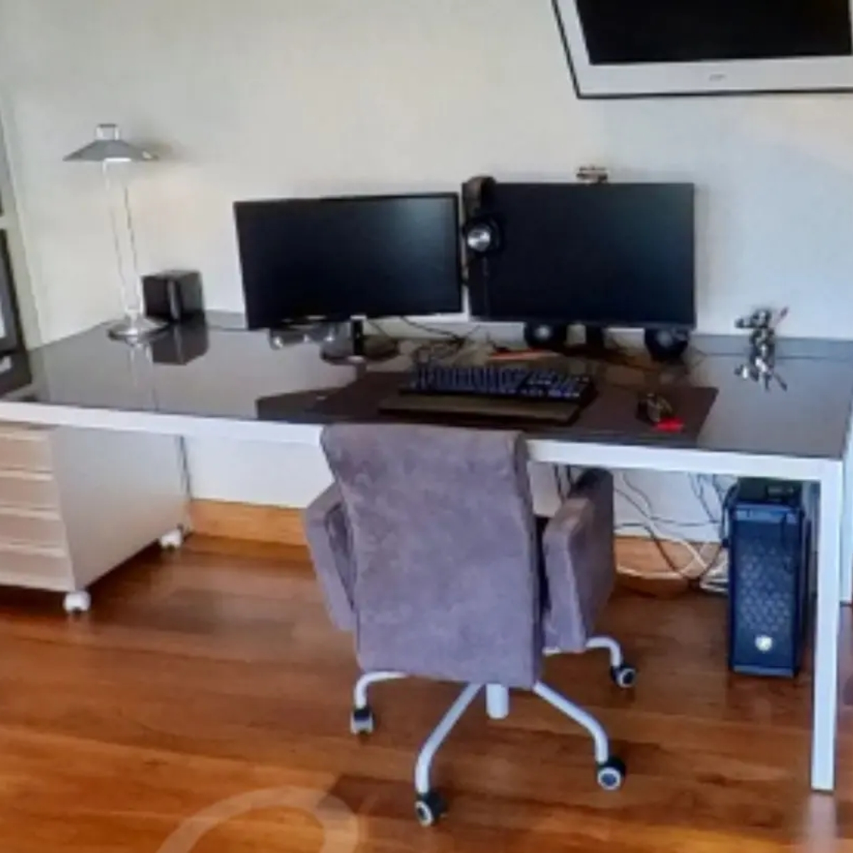 Office with chairs | Other furniture and interior items | Athens | Ad gallery (SEO) | 1