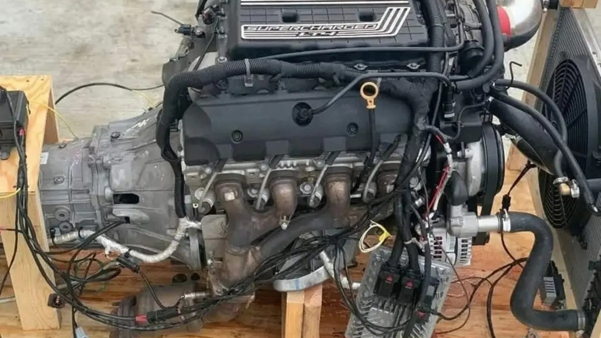 6.2L LT4 Supercharged V8 engine paired with 6-speed manual transmission complete Plug and Play | Auto parts | Vienna | Ad gallery (SEO) | 3