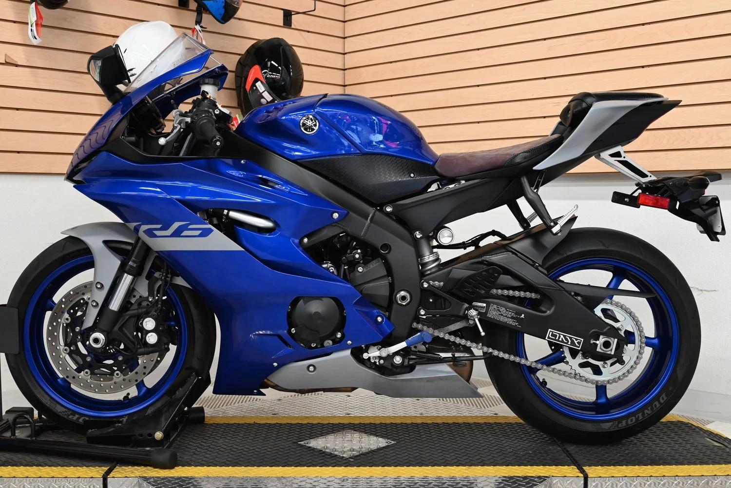 2020 YAMAHA R6 ...... Contact me on WhatsApp: +447833483811 | Motor vehicles | Manchester | 5