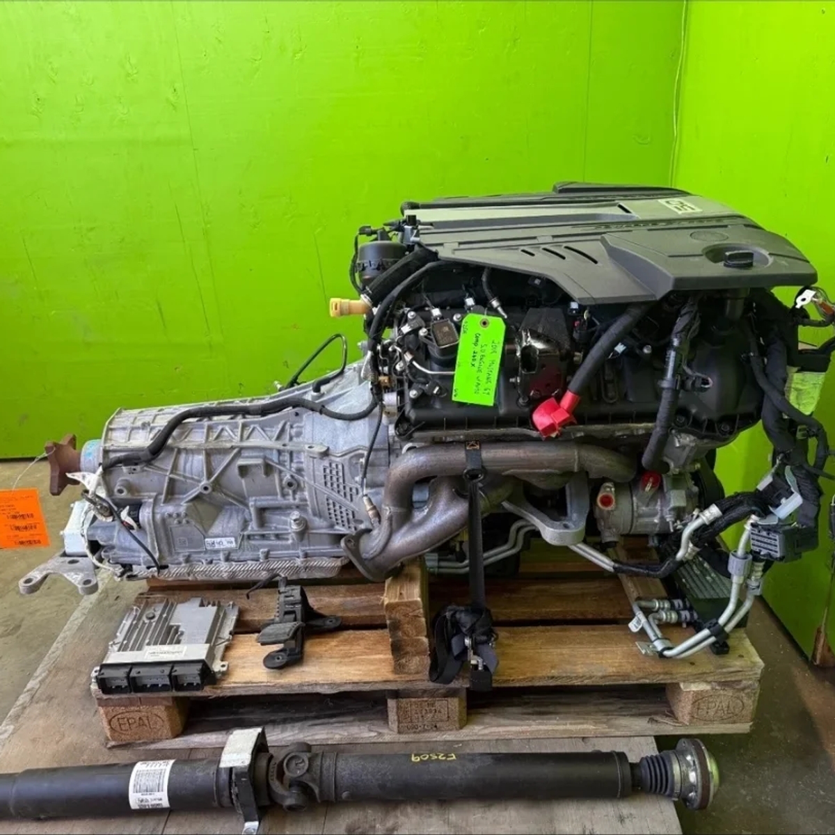 Ford Coyote 5.0L V8 Gen 3 paired with 10R80 10-Speed Automatic Transmission Ready for sale | Ford | Hamburg | Ad gallery (SEO) | 1