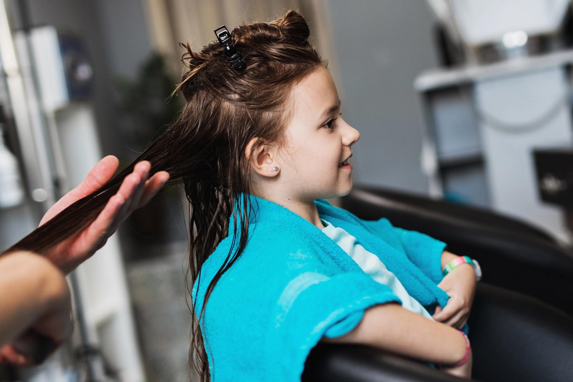 CLIPS Hair Studio Girl's Cut & Style