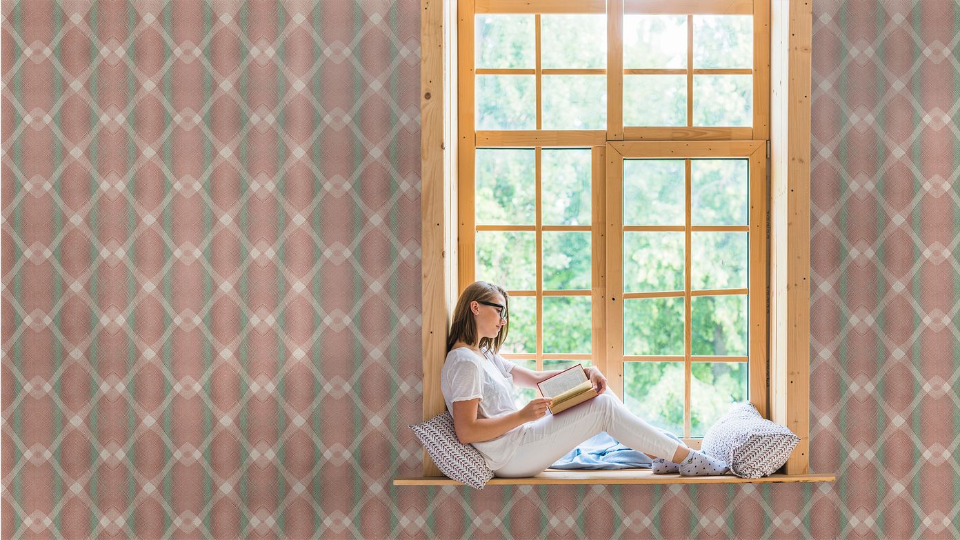 Red wallpaper with textile pattern