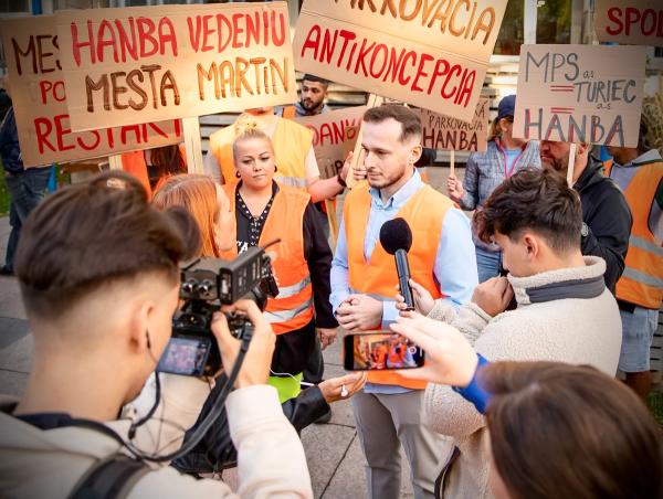 Protest proti parkovacej anti-koncepcii
