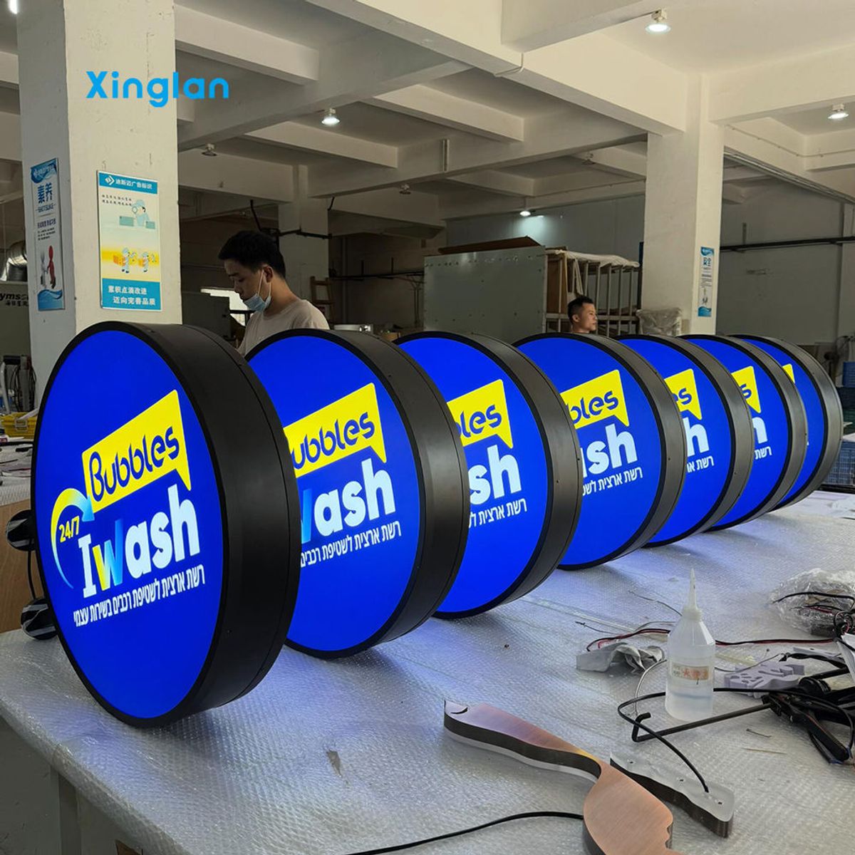 Custom Round LED Light Box Waterproof Double Sided Illuminated Sign for Outdoor Car Wash Business Advertising