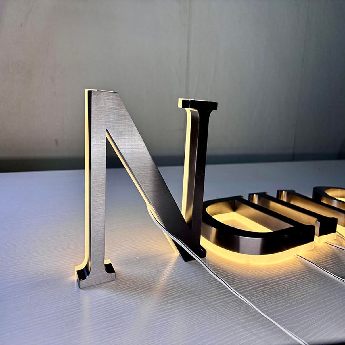 Custom 3D Large Outdoor Advertising Channel LED Sign Metal Letter Sign Light-Backlit Stainless Steel Gold