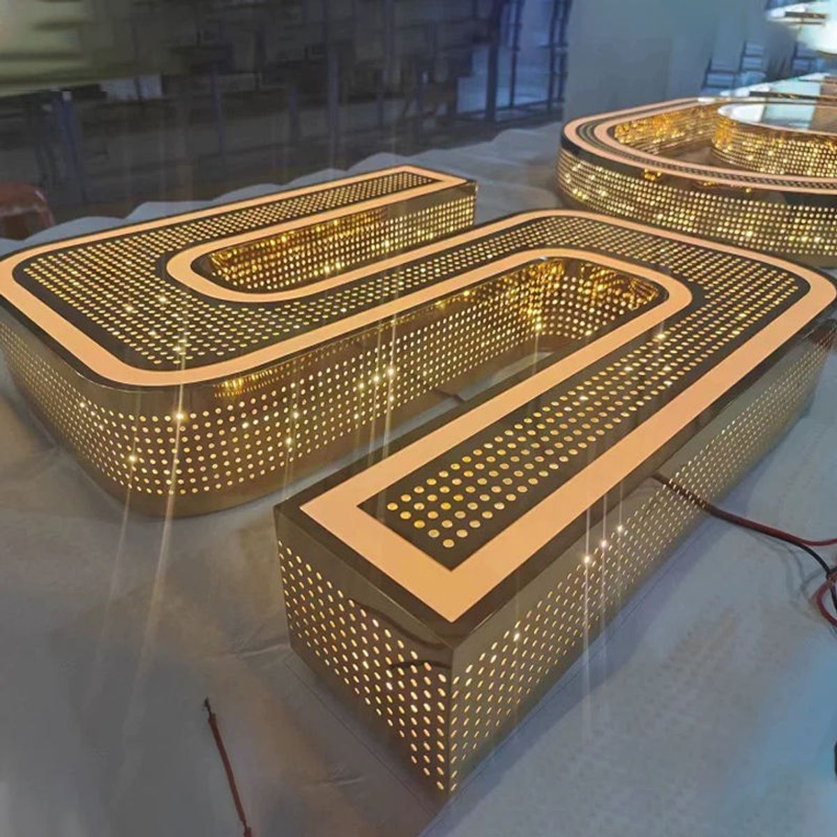 LED Illuminated Letter Sign Boards for Hotels Shops Customized Size Indoor Brand Lights DC Power for Office Perforated Light