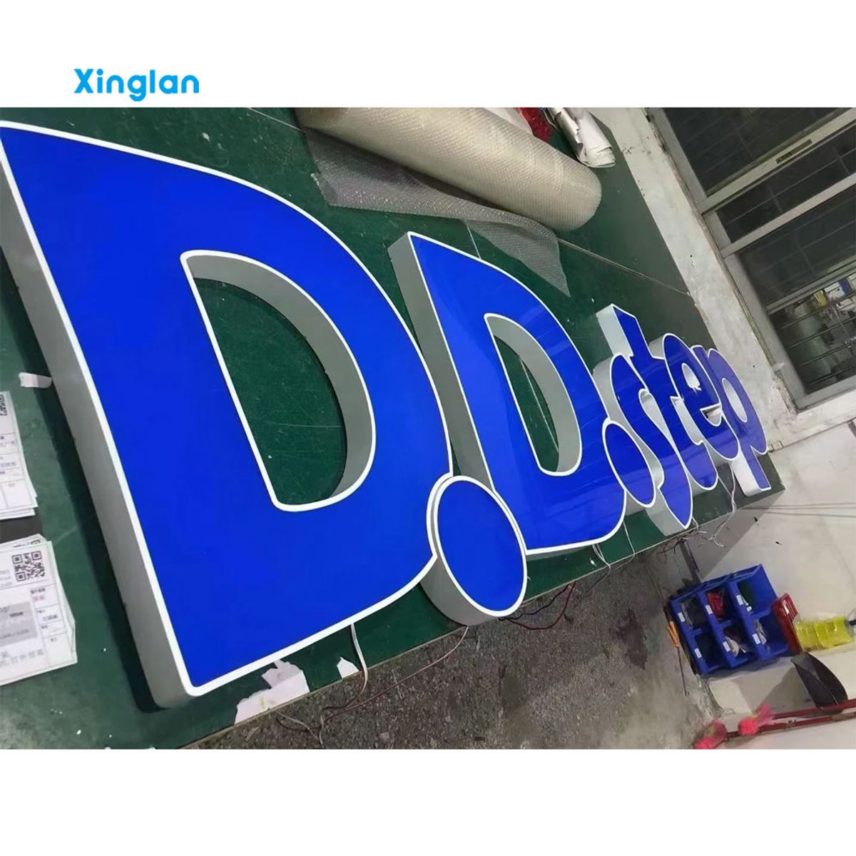 3D Letters, Custom LED Light Boxes, Custom Corporate Logos, and Commercial LED Signs for Eye-catching Outdoor Store Signage