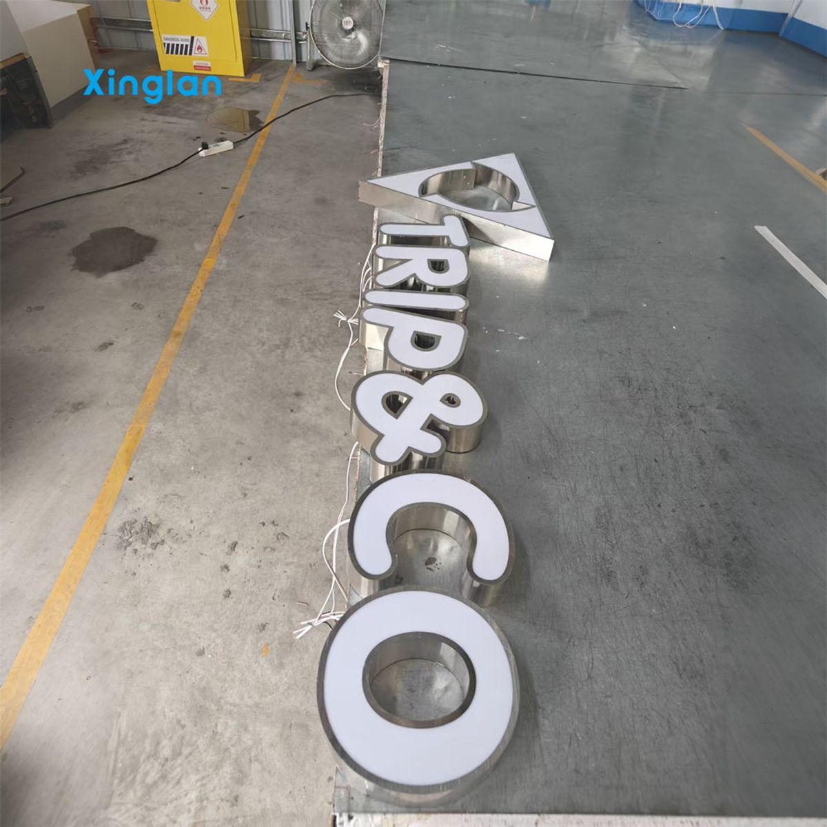 3D Illuminated LED Channel Letters Sign, Polished Stainless Steel Halo Lit Custom Logo Sign for Retail Shop Mall Storefront